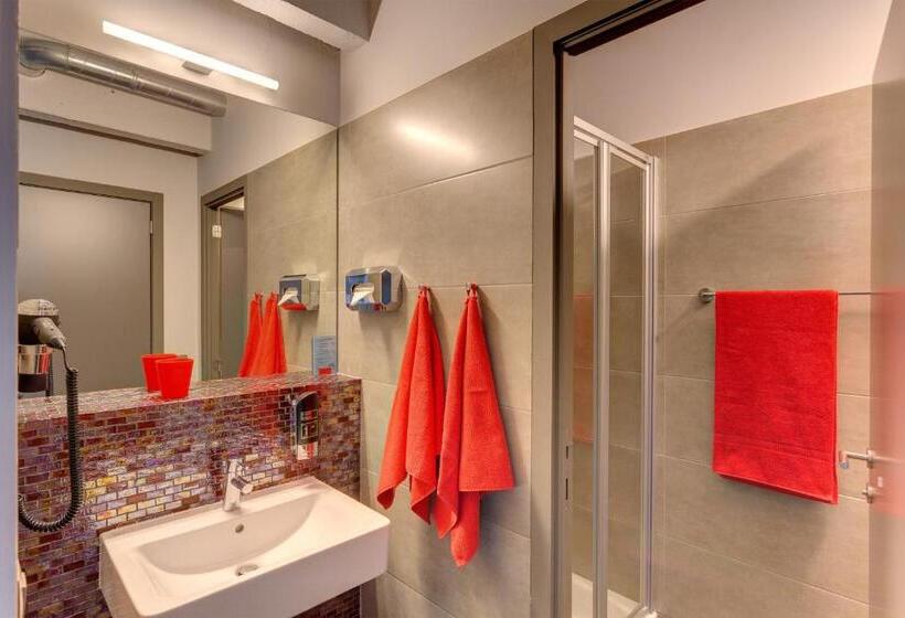스탠다드 룸, Meininger Hotels Bruxelles City Center