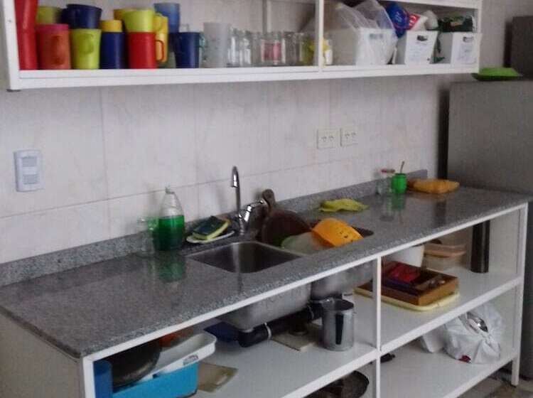 اتاق استاندارد سه نفره, Ba Stop Hotel House