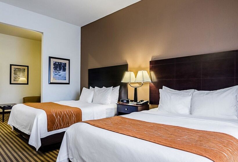سوییت, Comfort Inn & Suites Lawrence  University Area