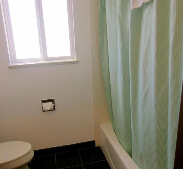 스탠다드 룸 킹사이즈 침대, Deluxe Inn Redwood City