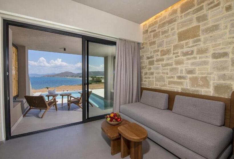 수피리어 스위트, Balos Beach