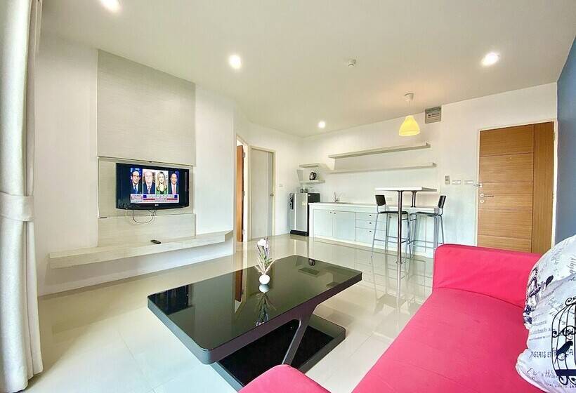 스탠다드 스튜디오, The Palms Residence   Sha Extra Plus