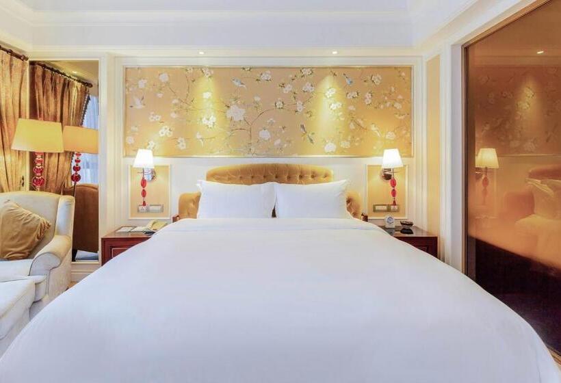 带大床的豪华间, Wyndham Foshan Shunde