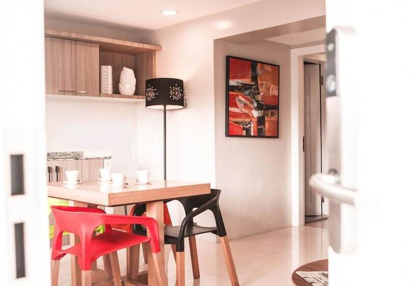 スタンダードルーム, Z Pad Residences
