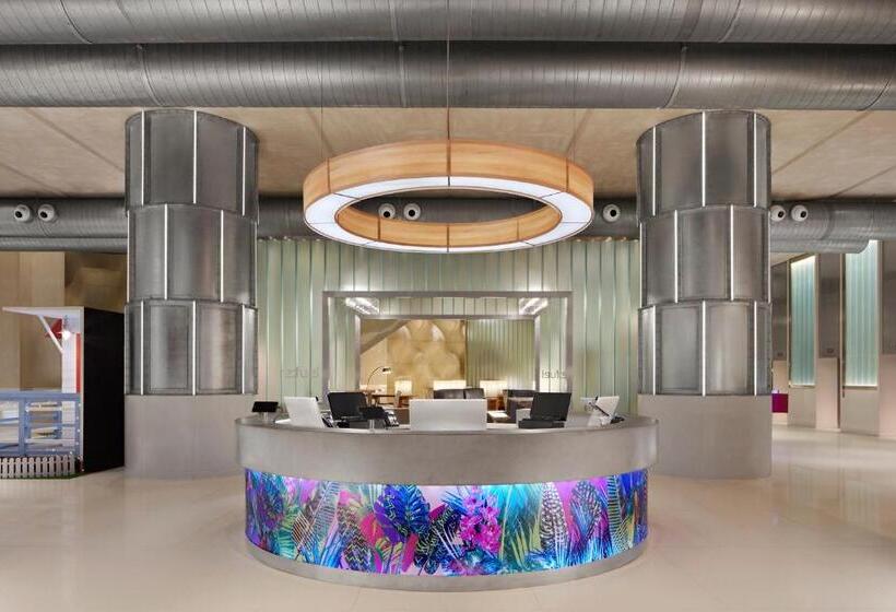 스탠다드 룸 퀸사이즈 침대, Aloft Kuala Lumpur Sentral