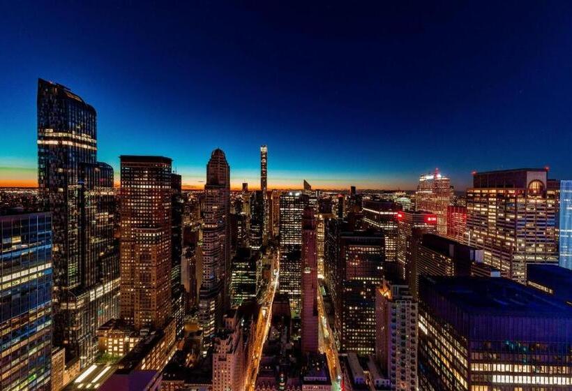 带大床的标准工作室, Residence Inn By Marriott New York Manhattan/central Park