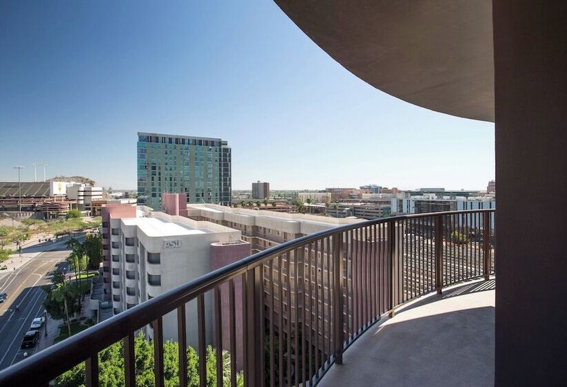 Люкс с Балконом, Residence Inn By Marriott Tempe Downtown/university