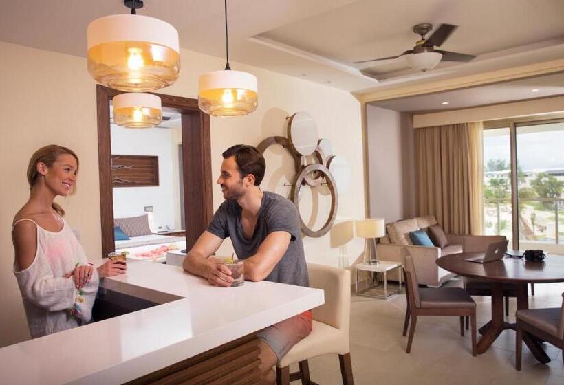 سوئیت دلوکس 3 خوابه, Royalton Negril, An Autograph Collection All Inclusive Resort