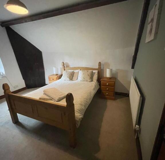 Номер Стандарт, The Plough Inn Boddington