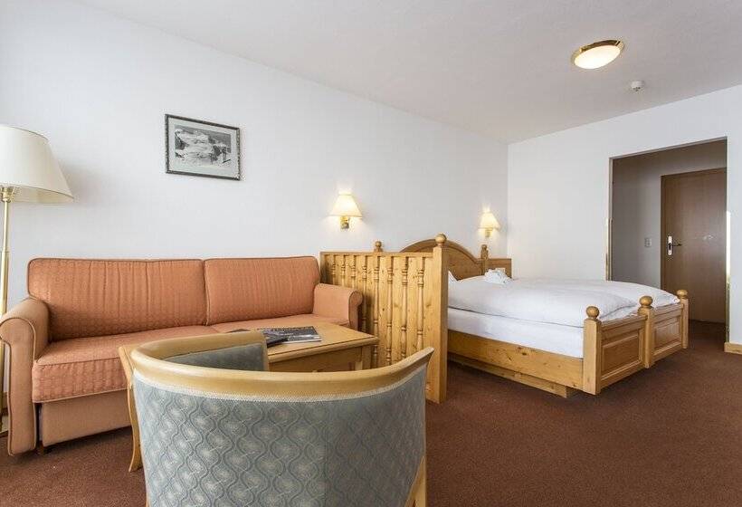 山の見えるジュニアスイート, All Inclusive Hotel Lohmann
