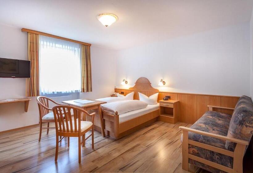 Апартаменты 3 Спальни, Apart Tuxertal