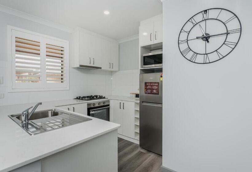 Апартаменты 2 Спальни, Quality Apartments Banksia Albany