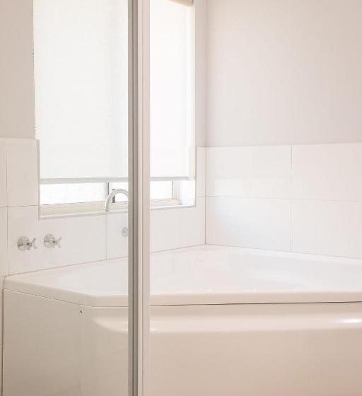 Апартаменты 3 Спальни, Quality Apartments Banksia Albany