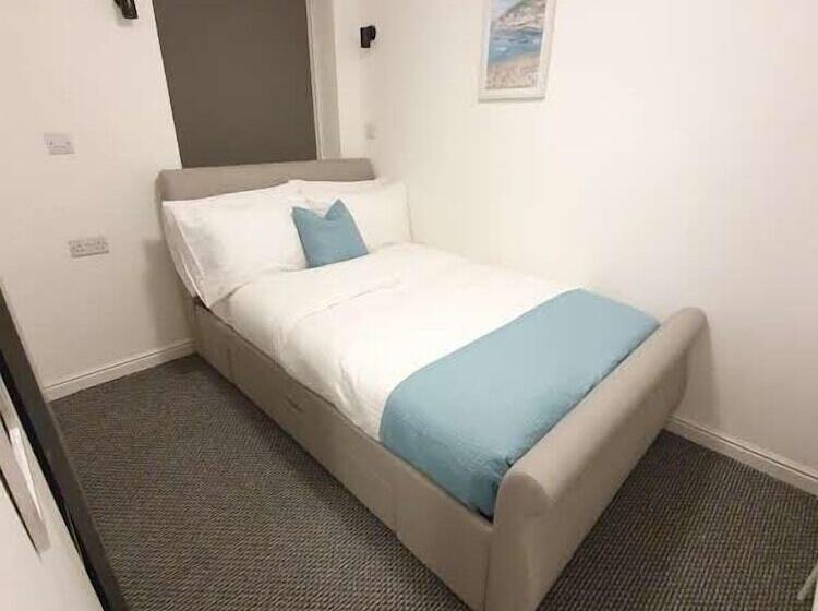 Habitación Estándar, Alexandra