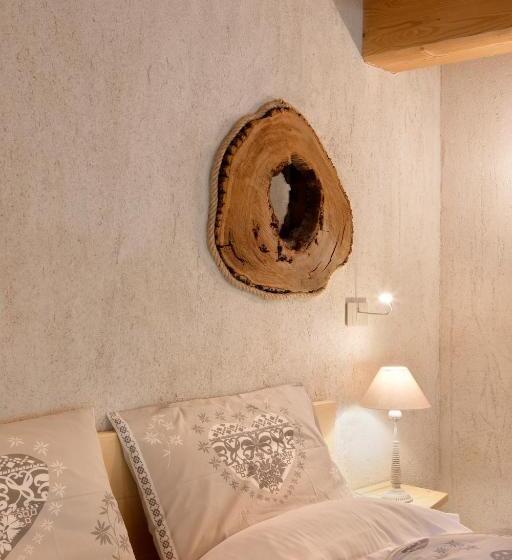 اتاق استاندارد چهار تخته, Bed & Breakfast Alchemilla