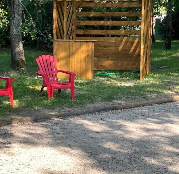 Номер Стандарт Вид на Сад, L’étang Des 7