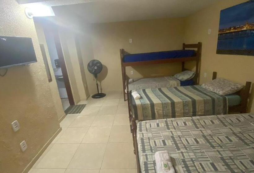 اتاق خانوادگی, Rioslz Hostel