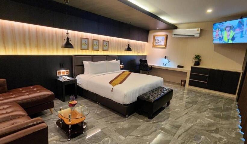 스탠다드 스튜디오, The Room Boutique