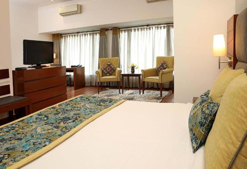 جناح, Ahuja Residency, Sunder Nagar