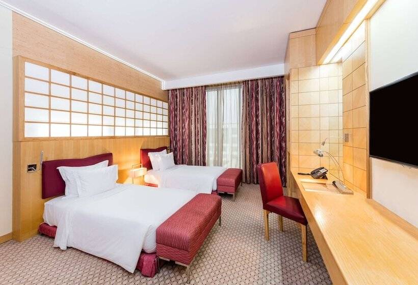 سوییت جونیور, Radisson Blu Hotel, Doha