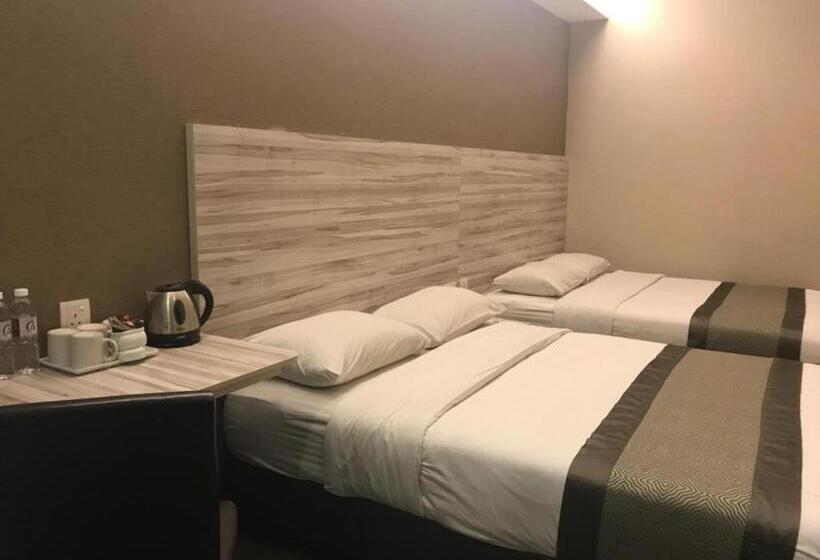 Семейный Номер Deluxe, Austin Paradise   Pulai Utama
