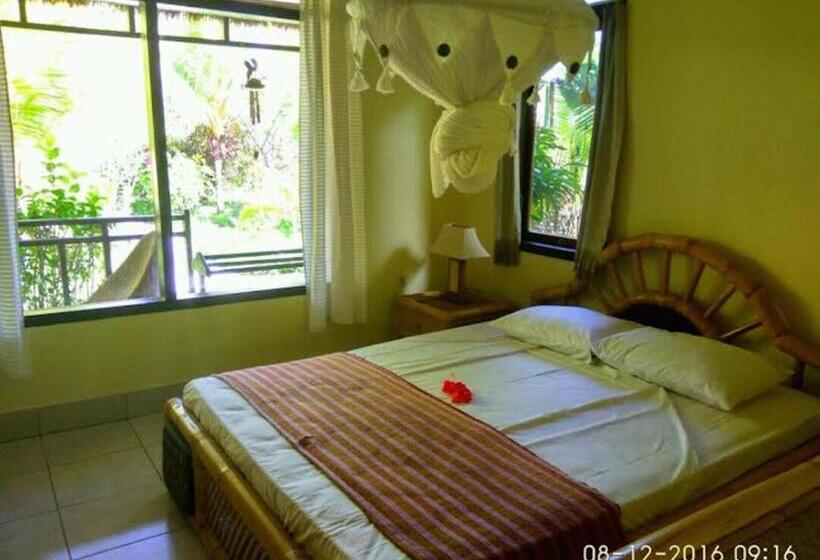 Family Suite, Sea World Club Beach Resort & Dive Center