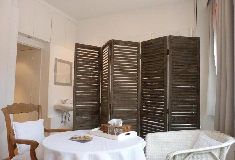 标准间, B&b Sparrow's Nest
