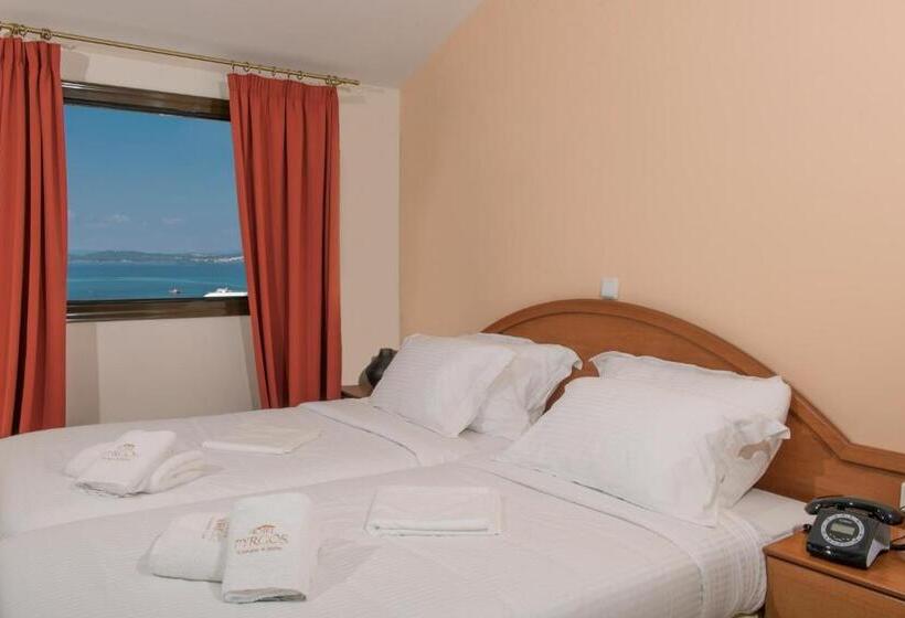 Люкс Вид на Море, Pyrgos