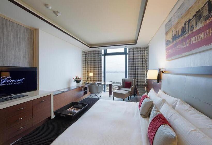 اتاق لوکس با تخت بزرگ, Fairmont Baku  Flame Towers
