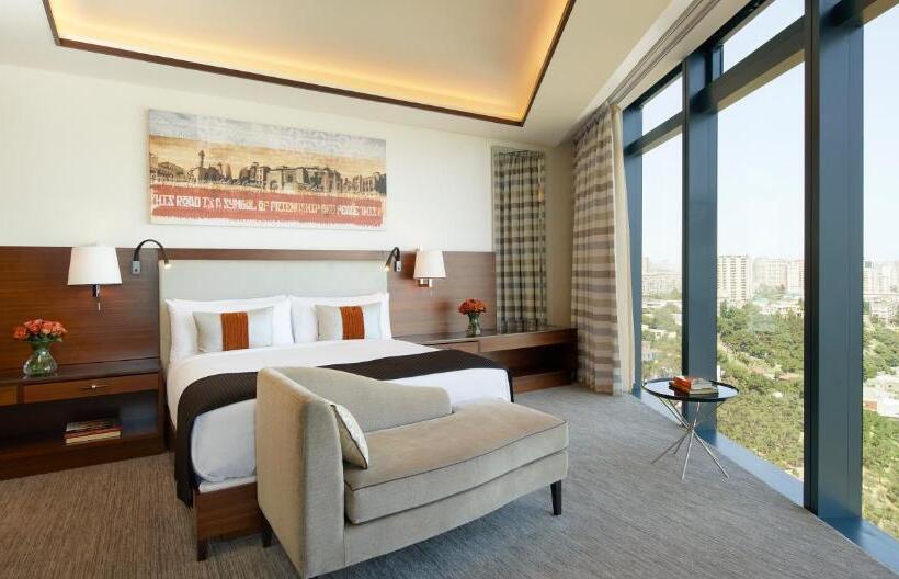 اتاق استاندارد با تخت بزرگ, Fairmont Baku  Flame Towers