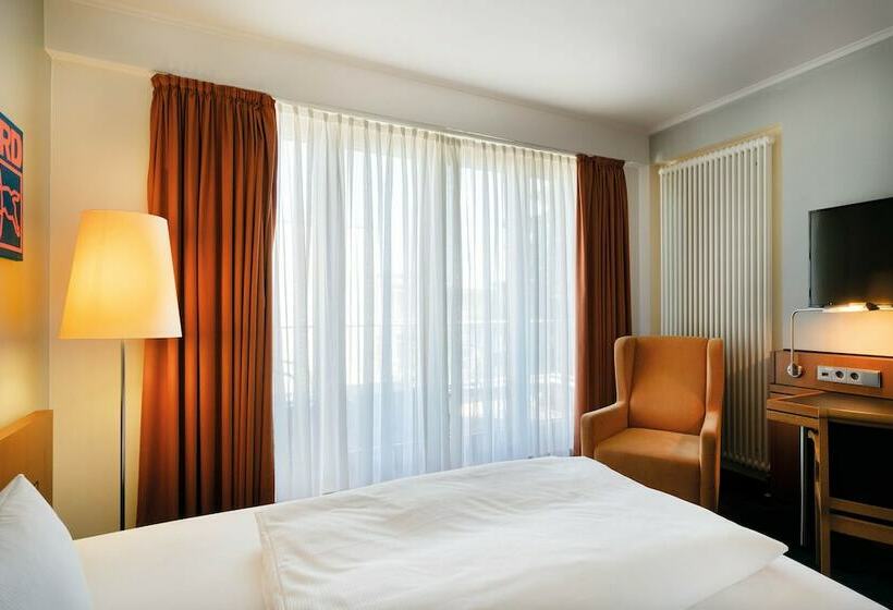 Номер Стандарт, Seminaris Hotel Potsdam Griebnitzsee