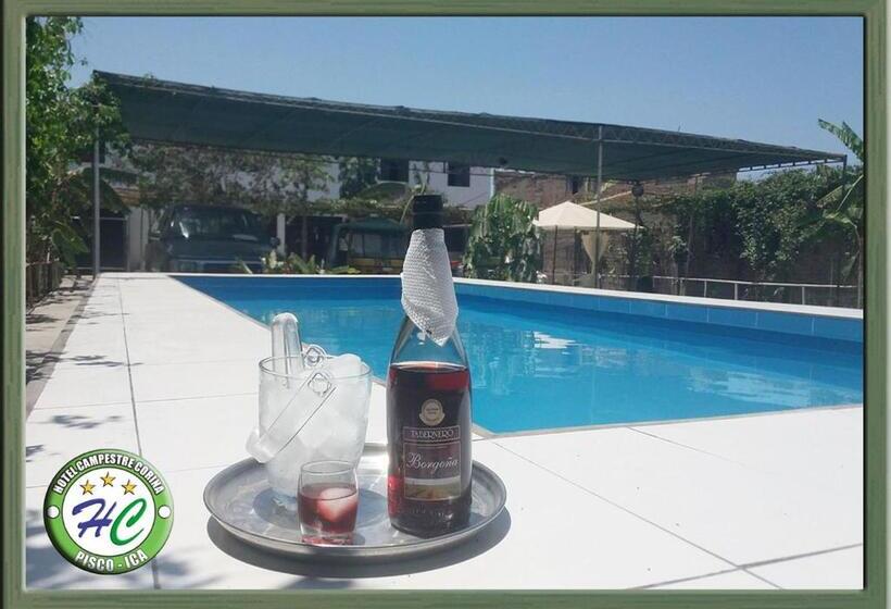 غرفة قياسية ثلاثية, Pisco Hotel Corina