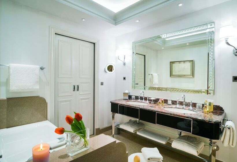 Suite with Terrace, Palazzo Parigi Hotel & Grand Spa   Lhw