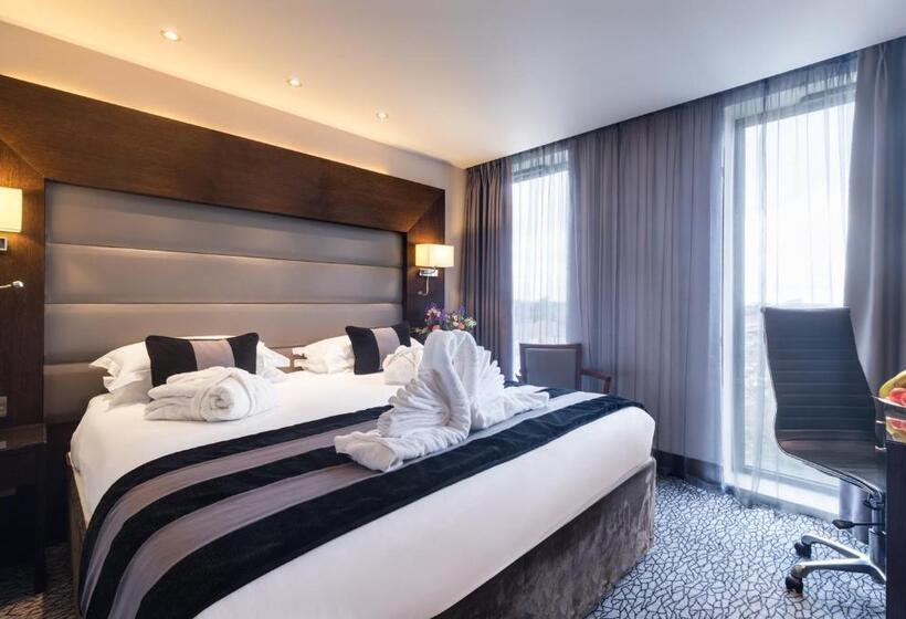 Clubrum, Park Grand Heathrow