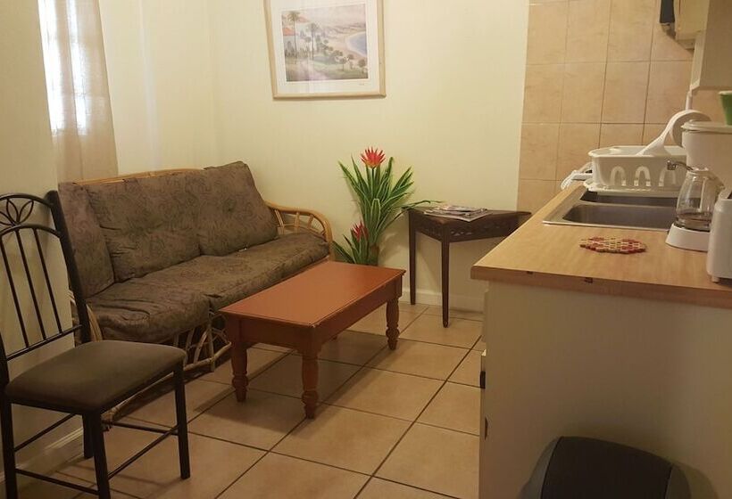 آپارتمان 1 خوابه با چشم‌انداز دریا, Sunset Gardens Guesthouse