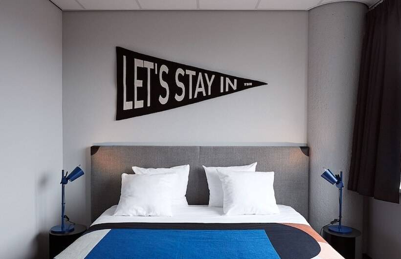 Superior Room, The Social Hub Amsterdam West