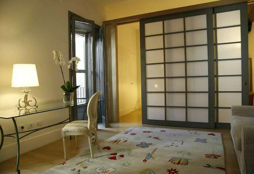 سوییت, Milano Suites
