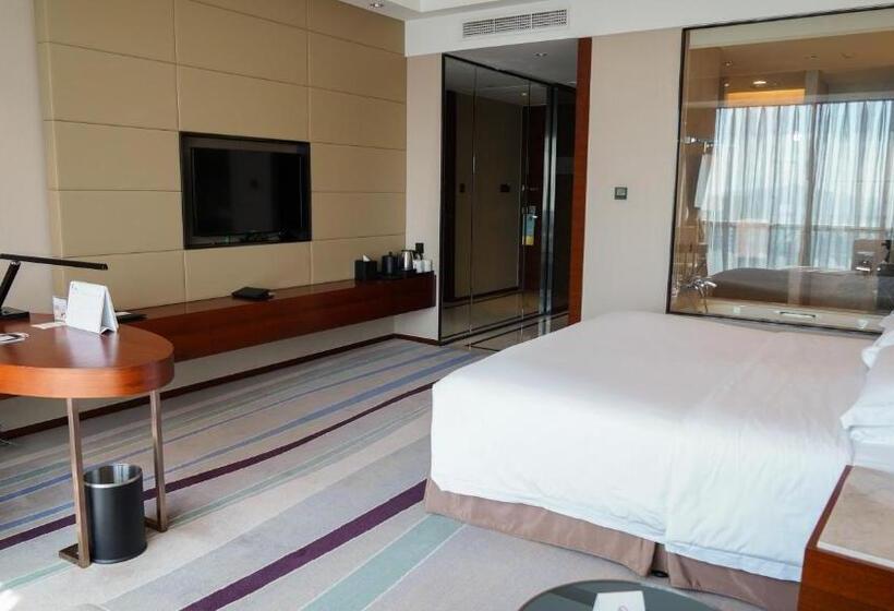 Номер Superior, Crowne Plaza Wuxi Taihu, An Ihg