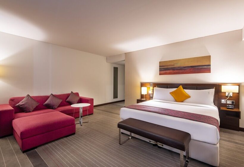 سوییت, Holiday Inn Alseeb Muscat, An Ihg