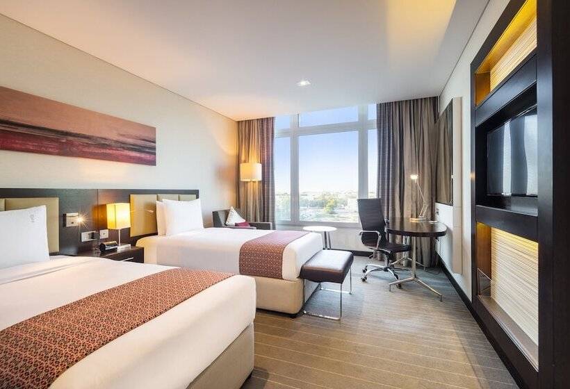اتاق استاندارد با چشم‌انداز استخر, Holiday Inn Alseeb Muscat, An Ihg