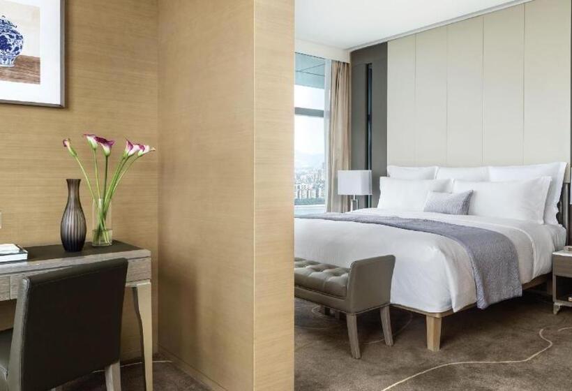 Люкс, Langham Place Guangzhou   Walking Distance To Canton Fair & Overseas Buyers Registration Service