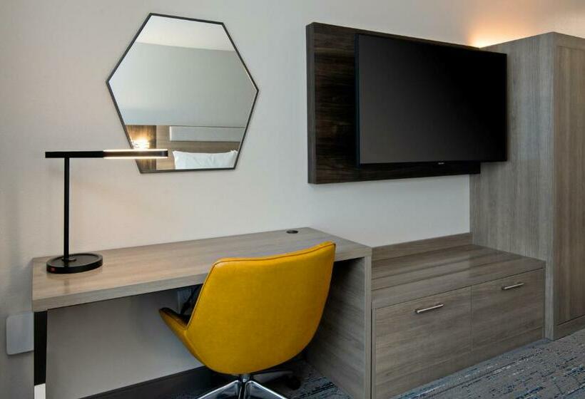 Номер Стандарт, Holiday Inn Express & Suites   Valencia   Santa Clarita, An Ihg