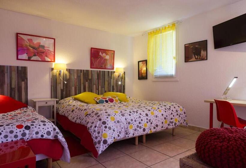 Семейный Номер, Logis Hôtel Corintel Bordeaux Est