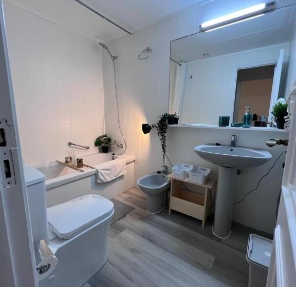 Апартаменты 1 Спальня Вид на Бассейн, Luxury Apartment With Pool View