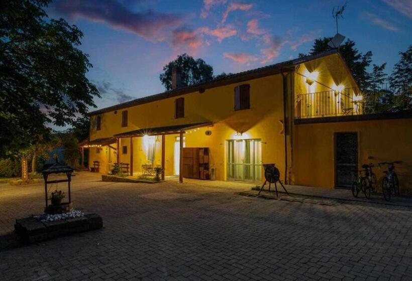اتاق استاندارد با بالکن, La Meriggia Senigallia Agriturismo