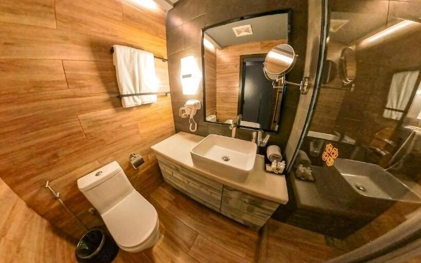 اتاق استاندارد با چشم‌انداز دریا, Chen Beach Inn
