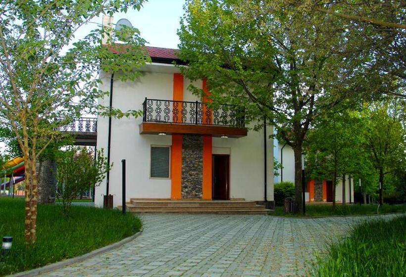 سوییت لوکس, Sheki Olimp Villa