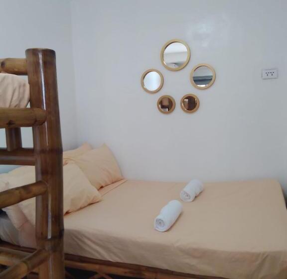 스탠다드 스튜디오, The Philip Ann Resort