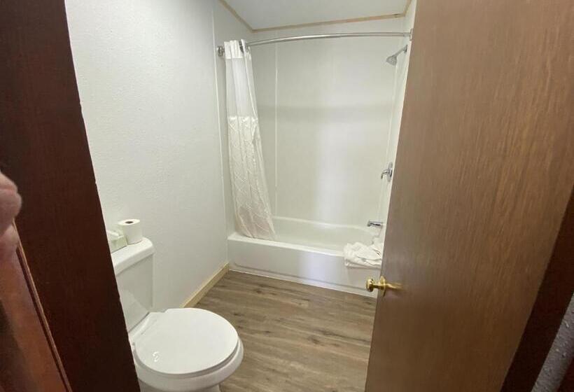 四人标准间, Rainbow Lodge