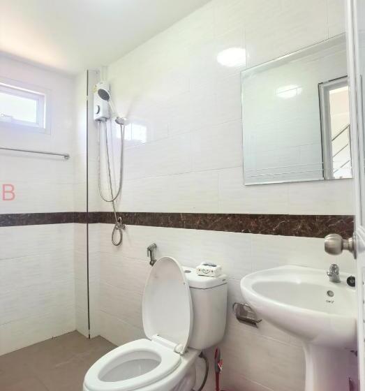 Семейный Номер Совместный Санузел, Yyk Hostel 24h